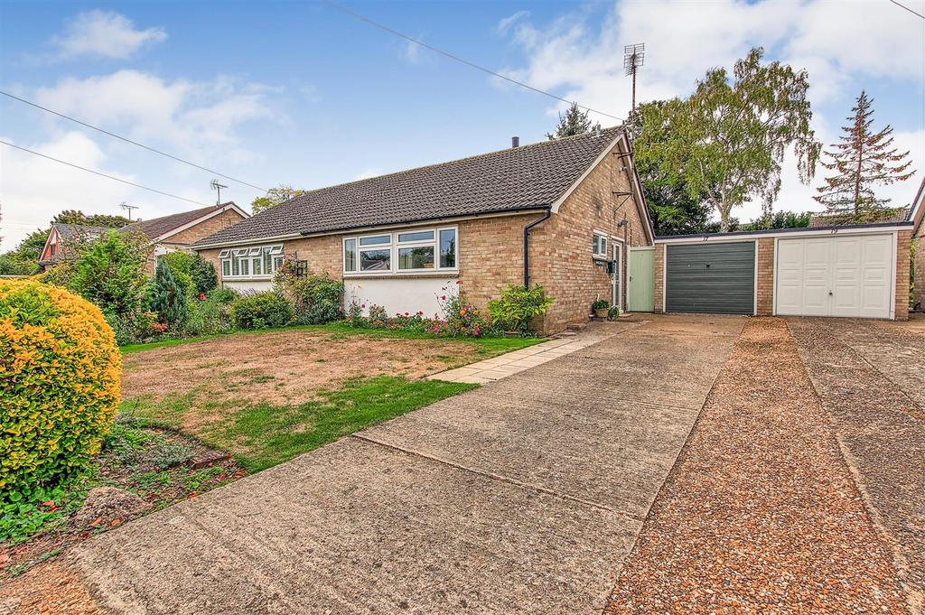 Geoffrey Avenue, Fulbourn, Cambridge 2 bed semidetached