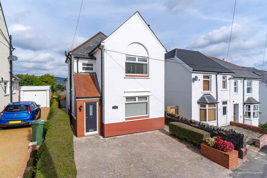 Corbett Crescent, Caerphilly 4 bed detached house for sale £505,000