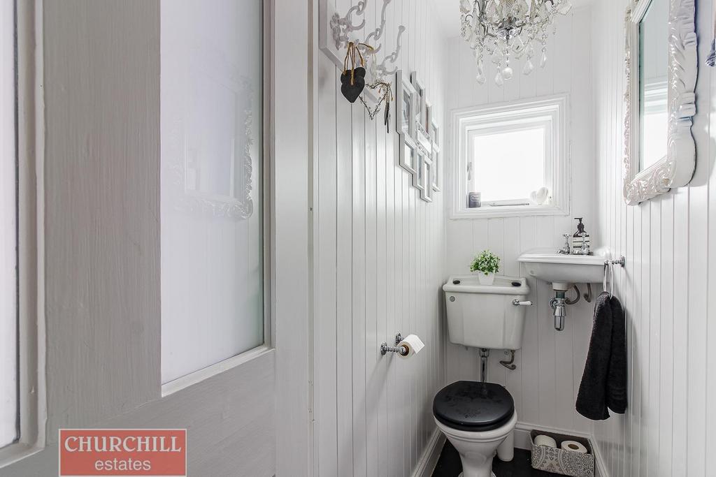 Wc (1 of 1).jpg