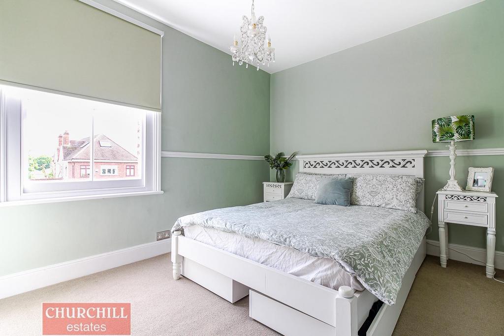 Bed3 (1 of 1).jpg