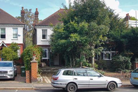 4 bedroom semi-detached house for sale - Perry Vale, Forest Hill , London, SE23