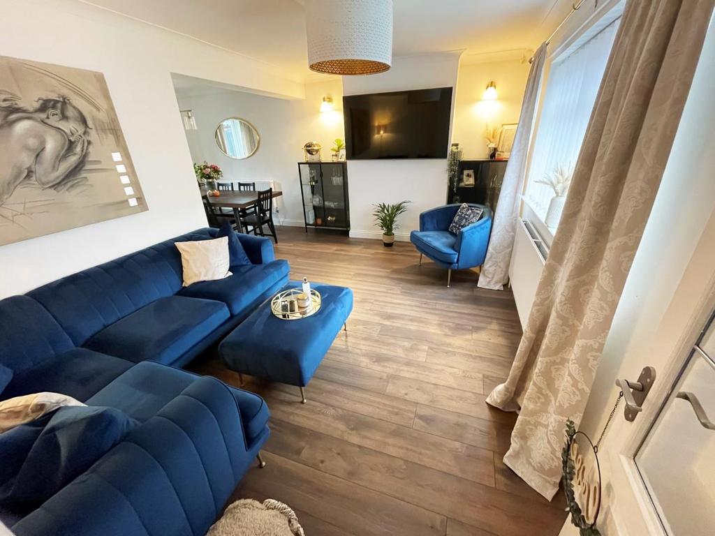 Lazenby Road, King Oswy, Hartlepool 3 bed terraced house for sale £