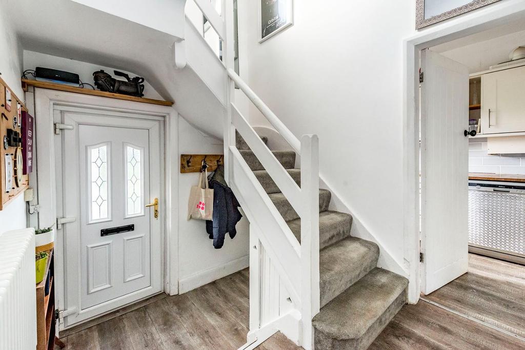 Highcliffe Road, Sheffield, S117LQ 3 bed semidetached house £425,000