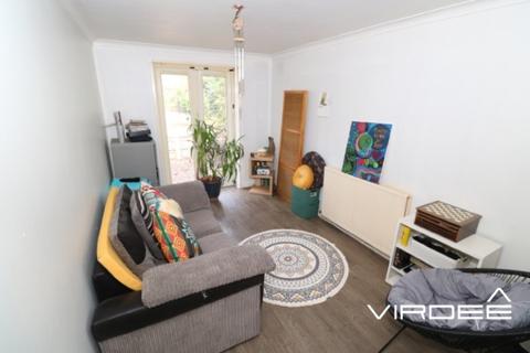 24 Cradley Croft, Birmingham, B21 8HP