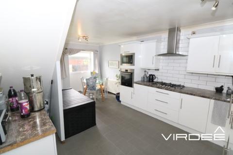 24 Cradley Croft, Birmingham, B21 8HP