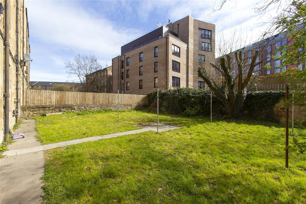 Caledonian Crescent, Dalry... 1 bed flat to rent £1,010 pcm (£233 pw)