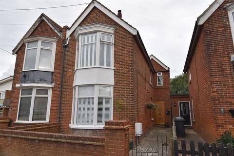 5 Burnan Road, Whitstable, CT5 2QD