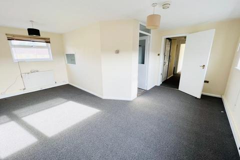 75000 bedroom flat to rent - 10 Beaulieu Close, Toothill, Swindon, SN5 8AQ