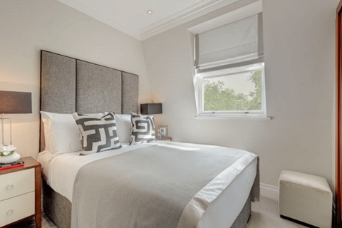 2 bedroom flat to rent, Kensington Garden Square, Bayswater, London, W2