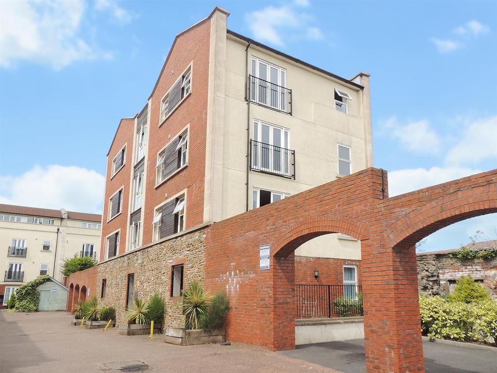 Midland Mews, Waterloo Road, Old... 2 bed apartment £240,000