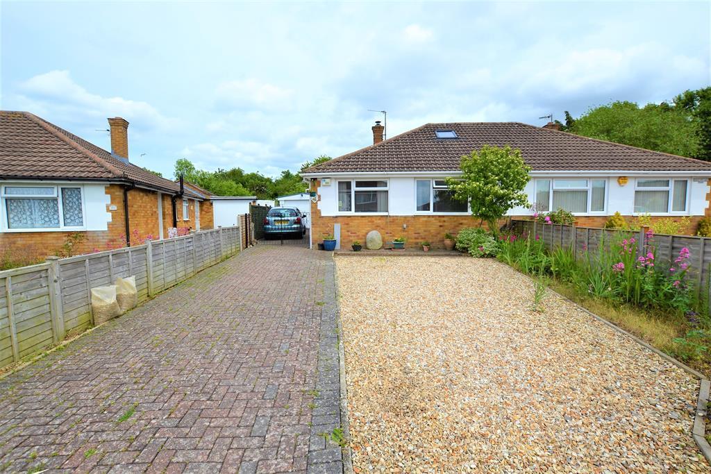 Canterbury Walk, Warden Hill, Cheltenham, GL51 3HF 3 bed semidetached