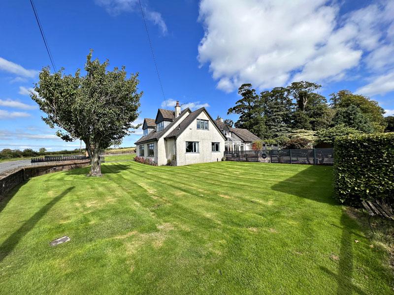 Glencaple Road, Dumfries DG1 4 bed detached house for sale £450,000