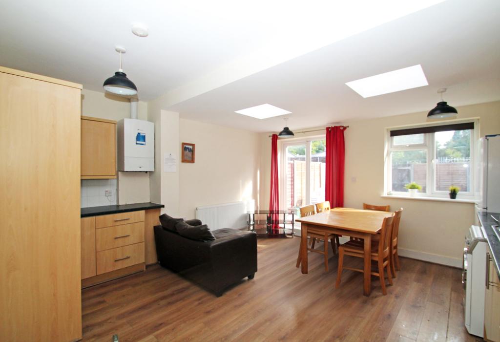 Cowley Mill Road, UXBRIDGE, Greater London 6 bed semidetached house