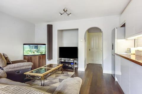1 bedroom flat for sale - Central Windsor,  Berkshire,  SL4