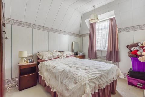 48 Upper Elmers End Road, Beckenham, BR3 4AN