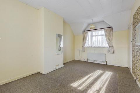 48 Upper Elmers End Road, Beckenham, BR3 4AN