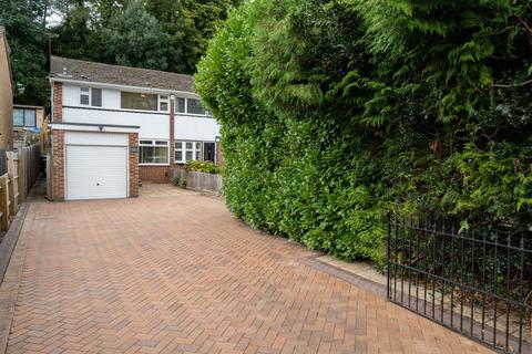 17 Glenview Gardens, Hemel Hempstead, HP1 1TF