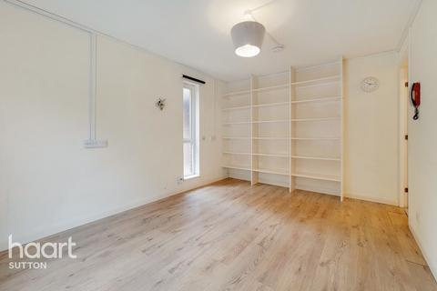 24 Turnpike Lane, Sutton, SM1 4HB