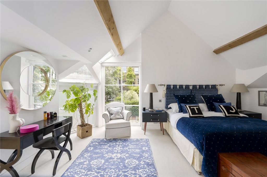 Principal Bedroom