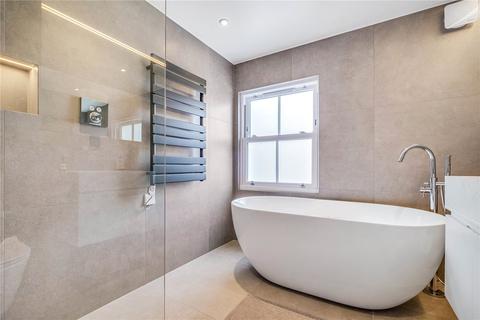 52 Campbell Road, Twickenham, TW2 5BY