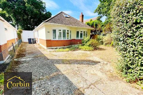 2 bedroom bungalow for sale - Doveshill Crescent, Bournemouth