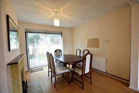 22 Rookeries Close, Feltham, TW13 7BG