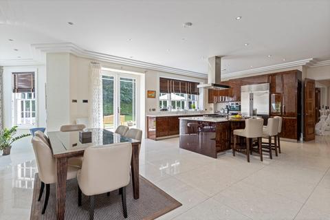 6 bedroom detached house for sale, Nuns Walk, Wentworth, Virginia Water, Surrey, GU25.