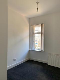 2 bedroom terraced house to rent, Bristol Street, West Yorkshire, HX3