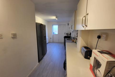 undefined, Lingmoor Walk, Hulme, Manchester. M15 6EN