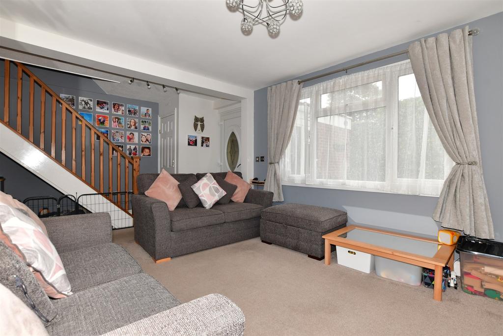 Burgoyne Heights, Burgoyne Heights, Dover, Kent 3 bed end of terrace house for sale £280,000