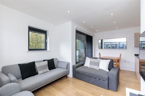 2 bedroom flat to rent, Tower View, 171 Tower Bridge Road, London