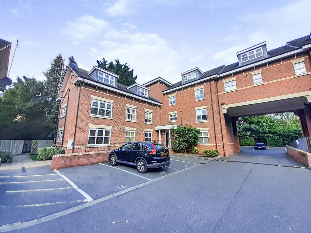 The Pines, Brooklands Road, Sale, Cheshire, M33 1 bed apartment £750