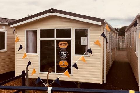 3 bedroom static caravan for sale - Billing Aquadrome Holiday Park, Northampton, Northamptonshire