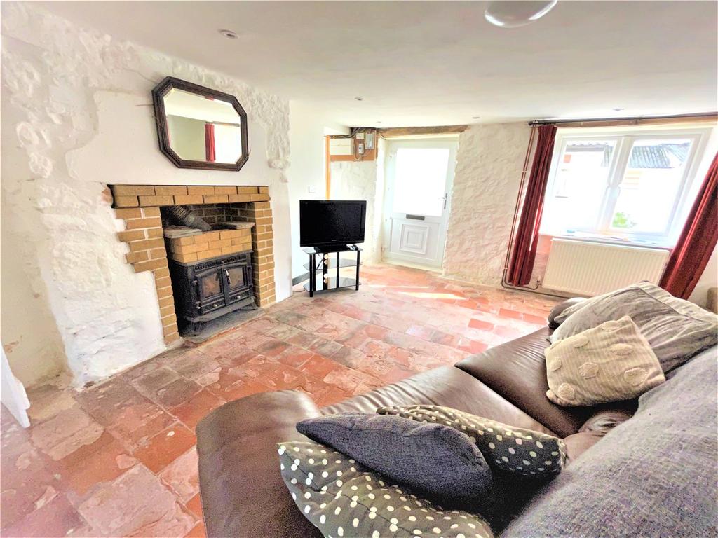 Long Street, Williton, Taunton, TA4 2 bed end of terrace house for sale