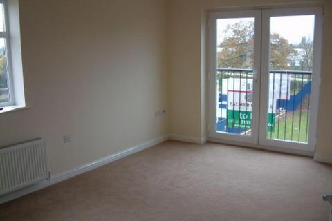 2 bedroom apartment to rent, Livingstone House