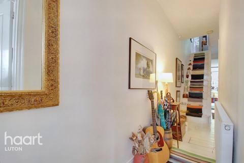 83 Ashburnham Road, Luton, LU1 1JN