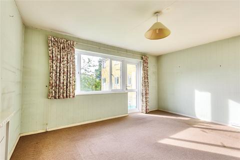 2 bedroom flat for sale, Sumner Court, Sumner Road, Farnham, GU9