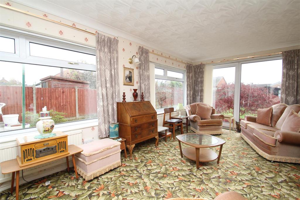 Ashby Road, Ibstock, LE67 2 bed detached bungalow £239,950