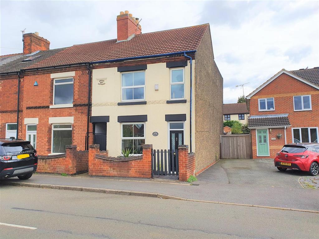 Brooks Lane, Whitwick, LE67 3 bed end of terrace house £210,000