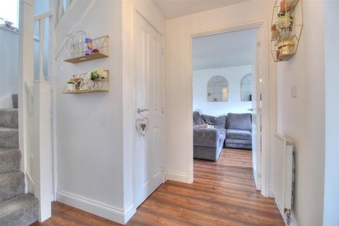 2 Cave Crescent, Coalville, LE67 4AT