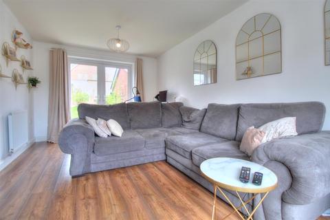 2 Cave Crescent, Coalville, LE67 4AT
