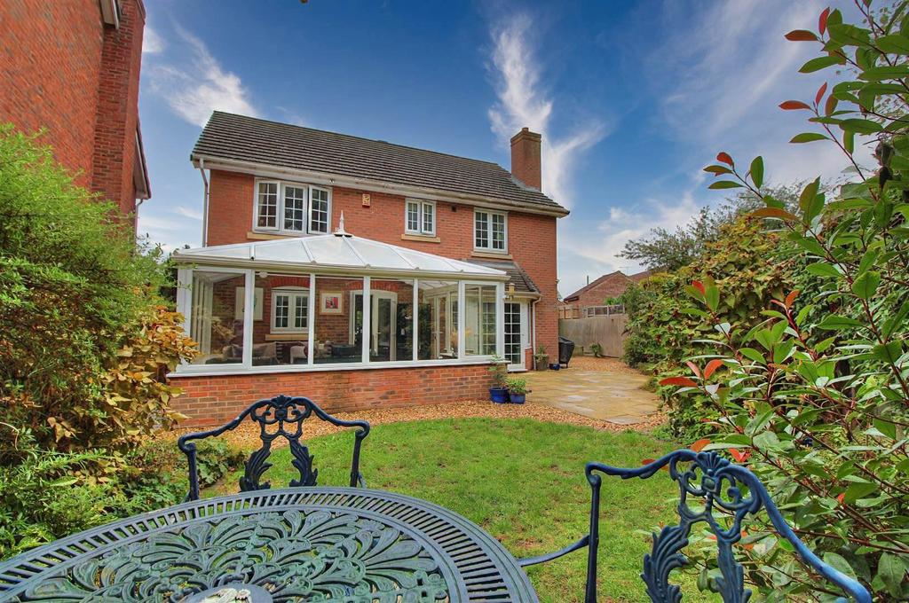 Long Lane, Coalville, LE67 4 bed detached house for sale £390,000