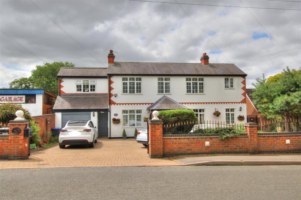 Newbold Road, Barlestone, CV13 4 bed detached house £675,000