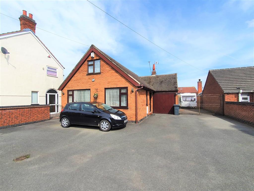 Swannington Road, Coalville, LE67 4 bed bungalow £310,000