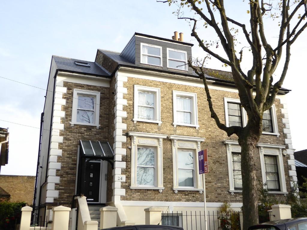 St. Barnabas Road, Sutton SM1 1 bed flat £1,300 pcm (£300 pw)