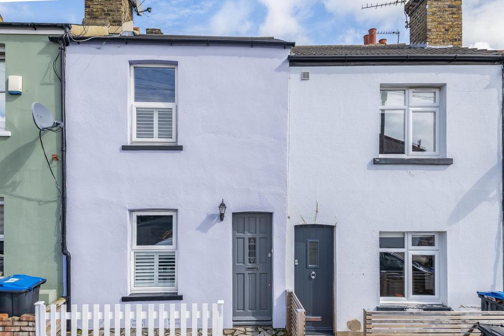 Love Lane, South Norwood 2 bed terraced house £450,000