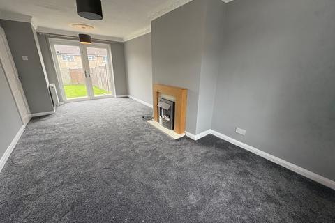 2 bedroom terraced house to rent, Shoreham Court, Corby, NN18