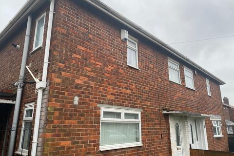 2 bedroom semi-detached house to rent - Brancepeth Avenue, Middlesbrough, North Yorkshire, TS3