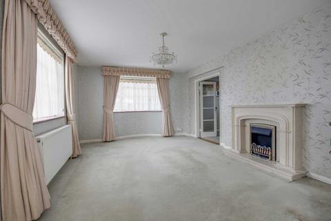 29 The Comyns, Bushey Heath, Bushey, WD23 1HN