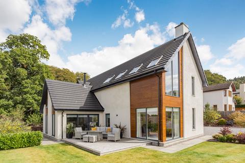 5 bedroom detached house for sale - Loch Ness View, Dores, Inverness